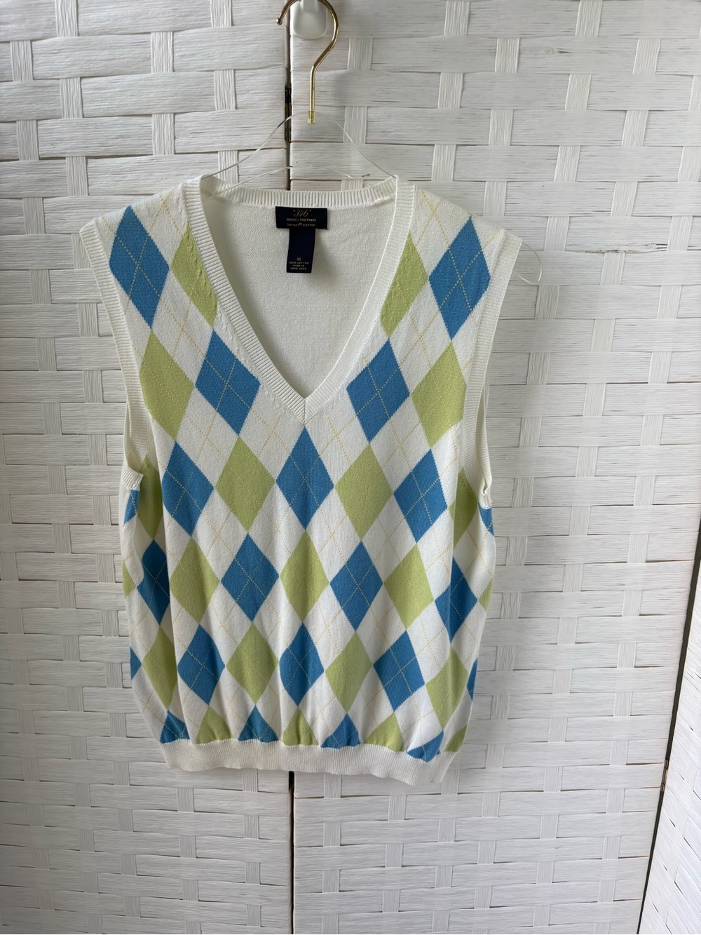 Brooks Brothers Women Size L White Argyle V-Neck Sweater Vest with Blue & Green